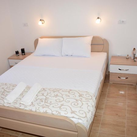 Apartmani Gaga Tivat Exterior photo